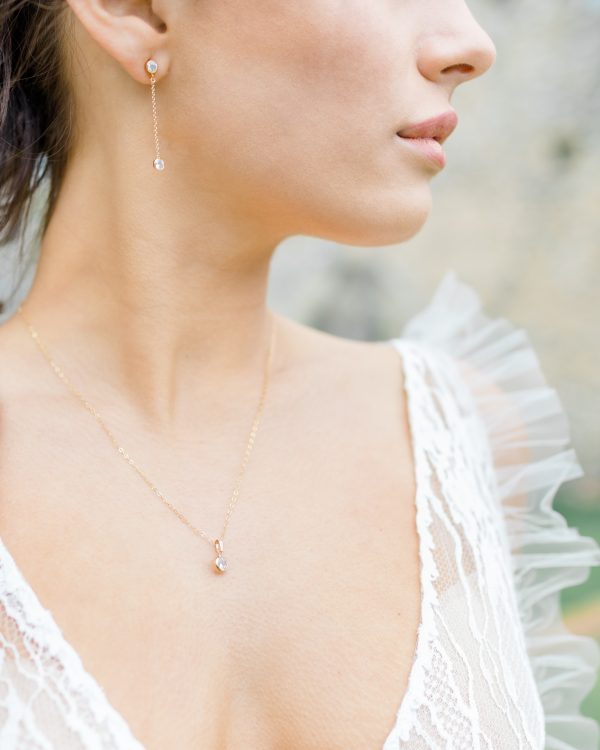 Gold bridal drop necklace