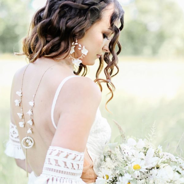 boho bridal backdrop necklace