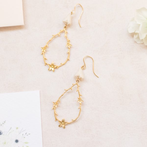 floral drop bridal earrings