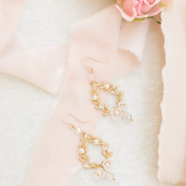 Gold bridal drop earrings