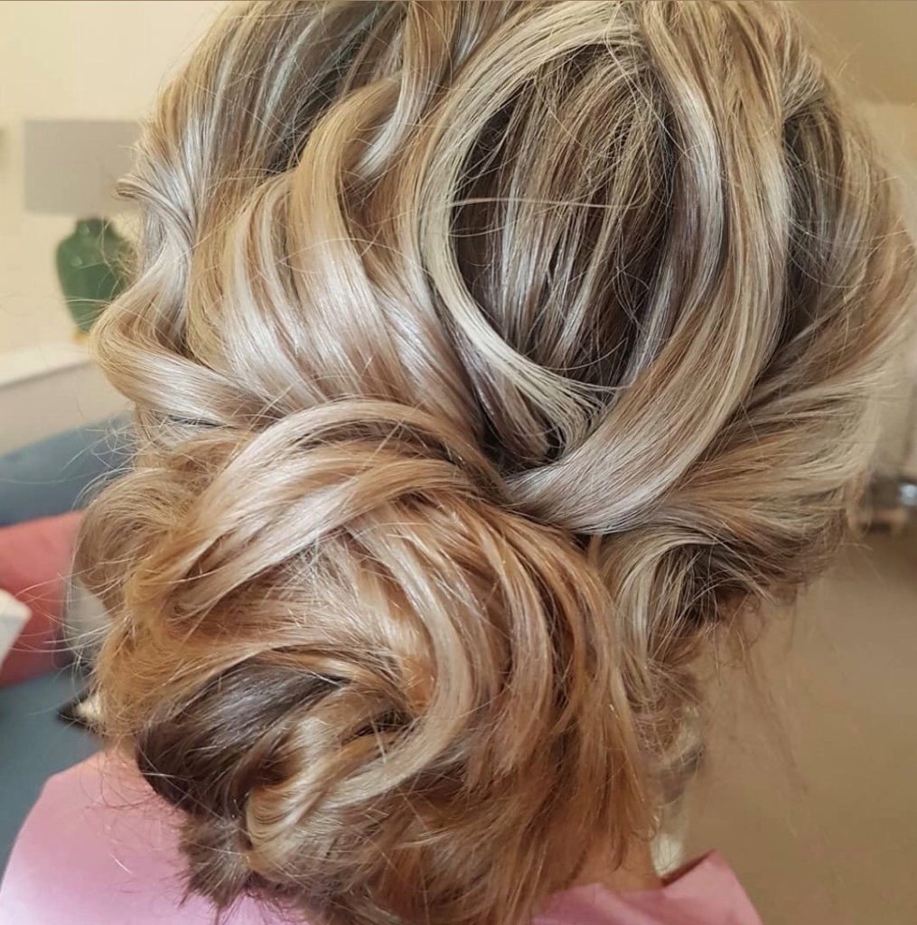 textured hair up do