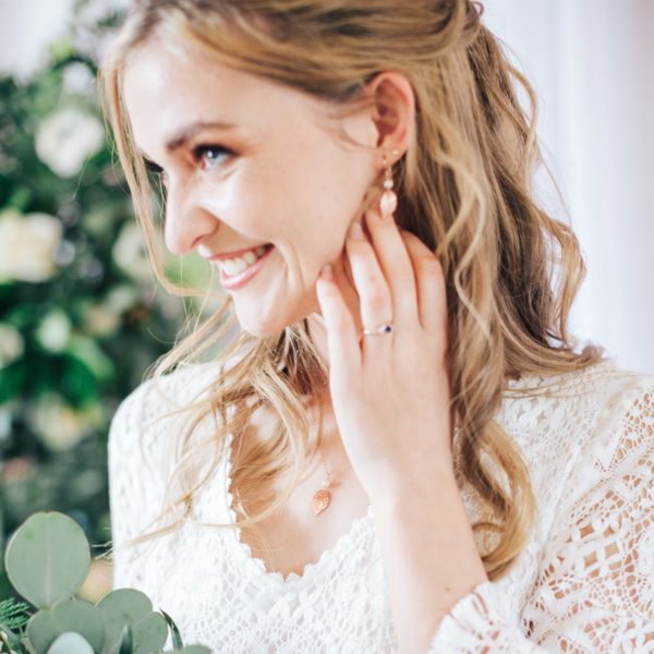 Heather leaf bridal earrings